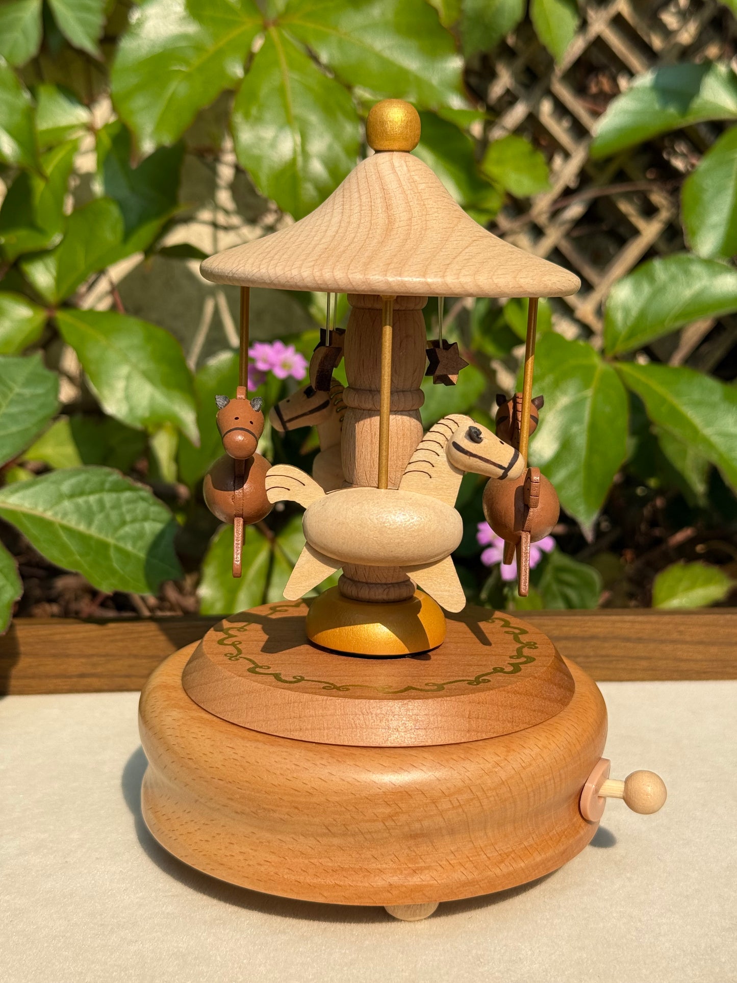 (M04)木製品の置物