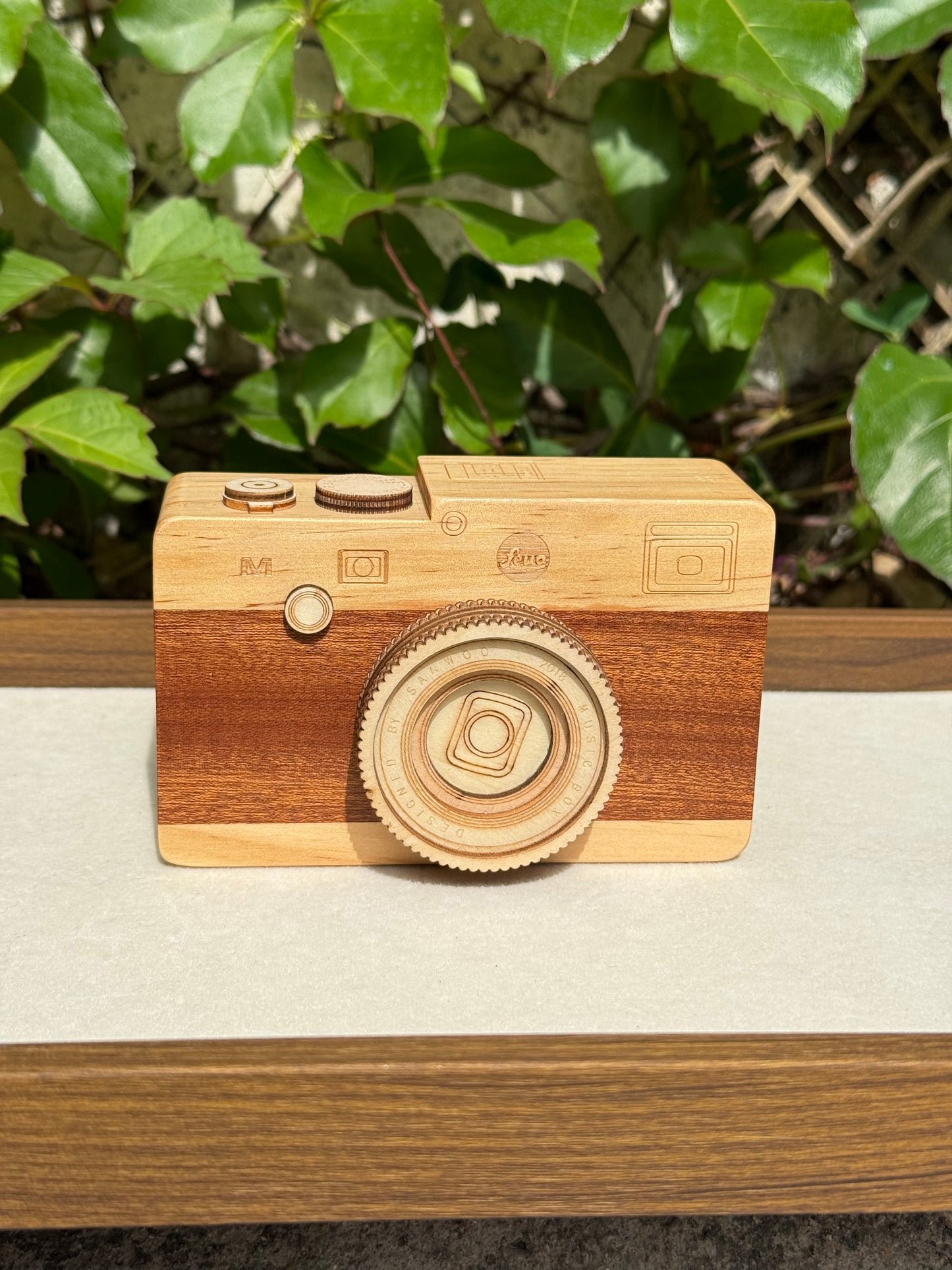 (M16)木製品の置物