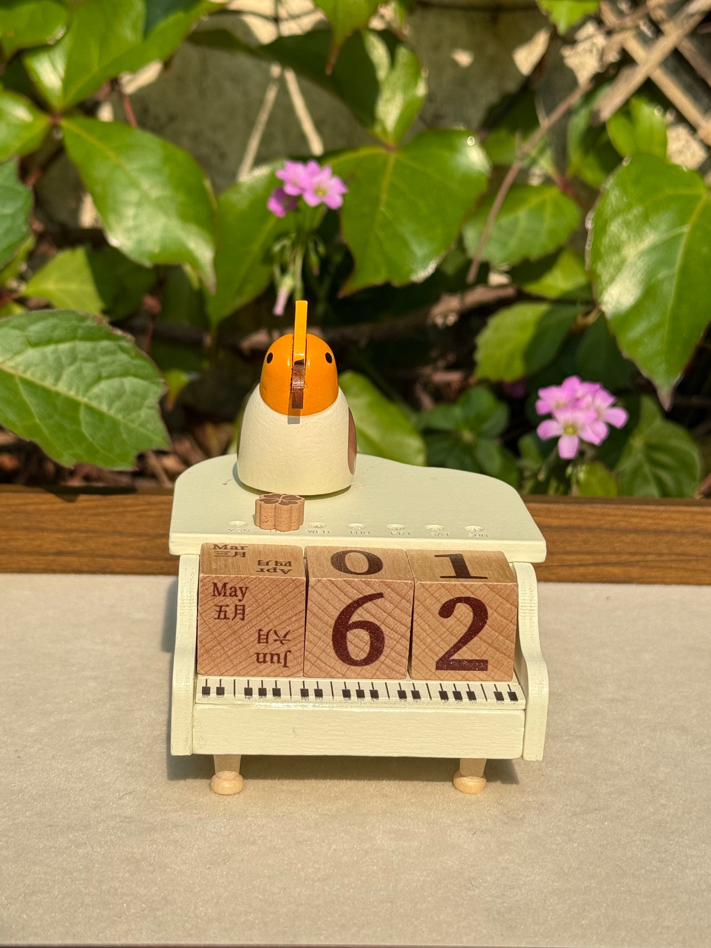 (M06)木製品の置物